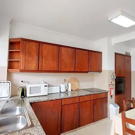 Apartment By The Garden *