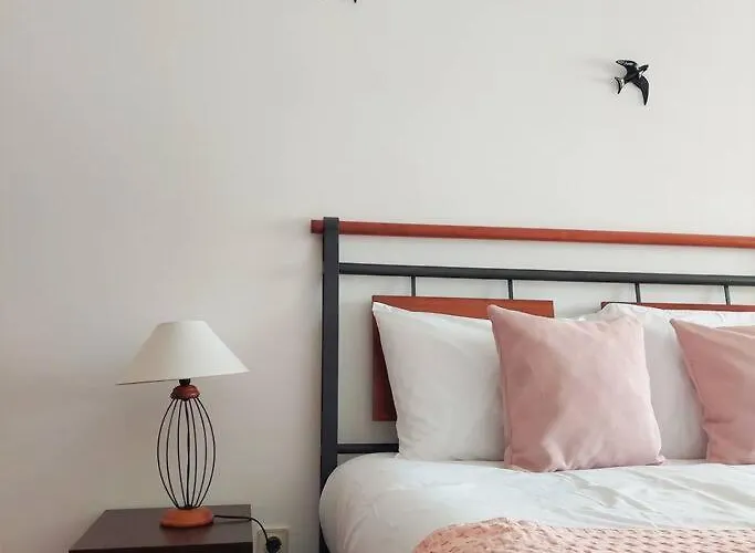 By The Garden 公寓 *