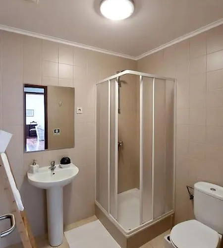 By The Garden 蓬塔德尔加达