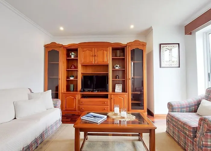 By The Garden 公寓